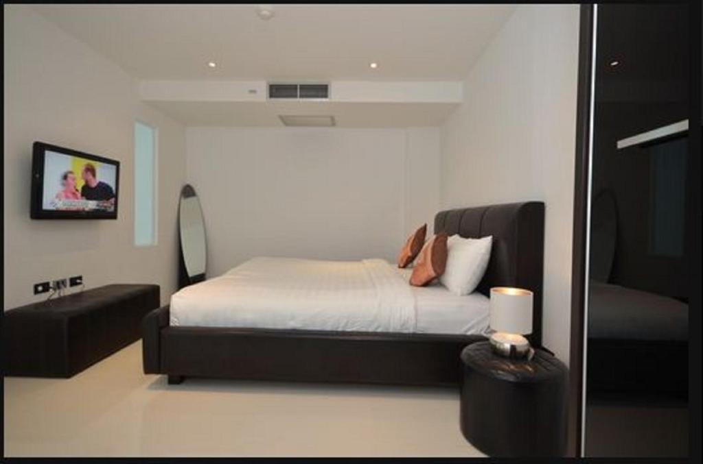 Sunset Plaza Apartamentos con servicio Karon Habitación foto