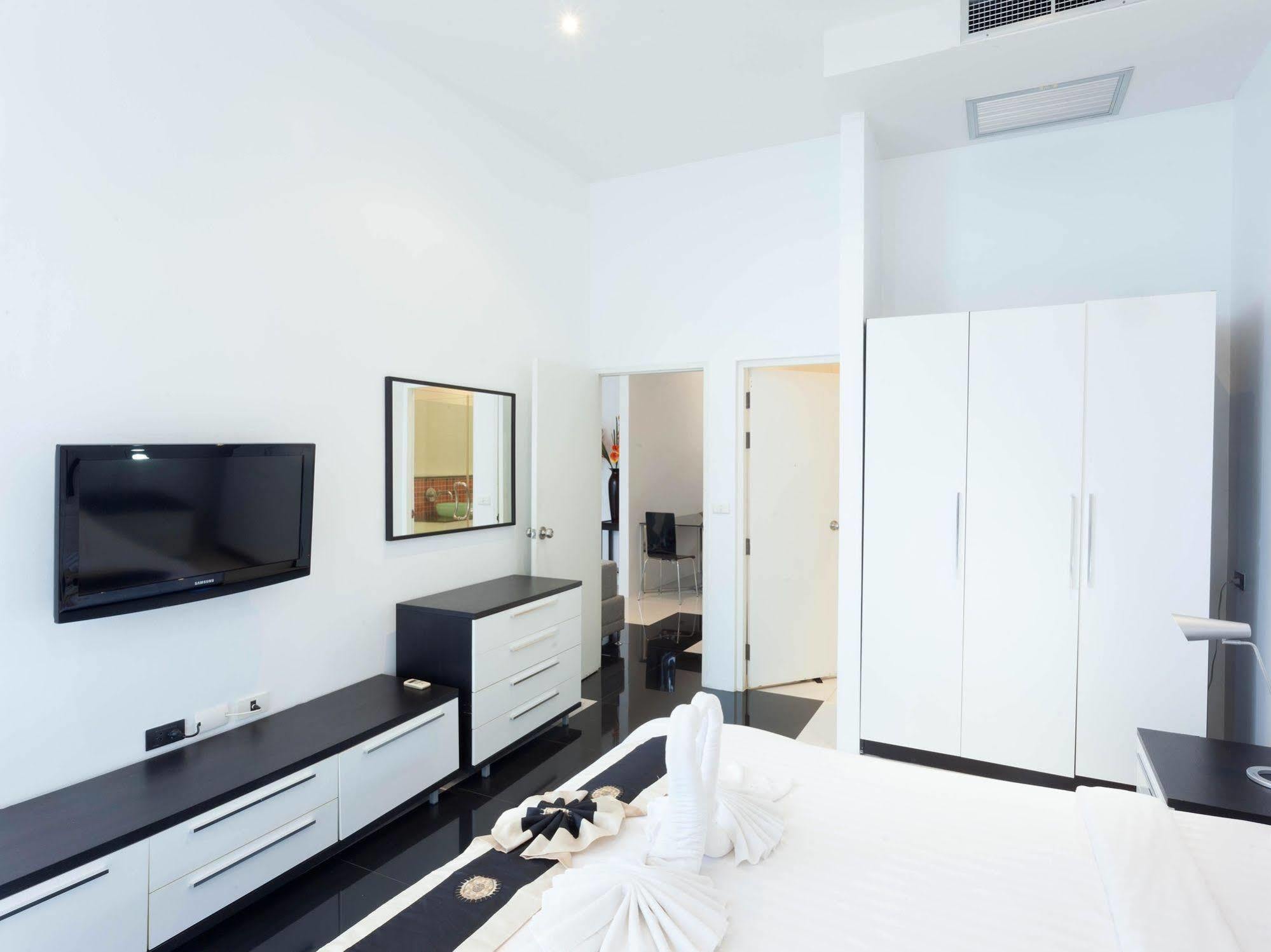 Sunset Plaza Apartamentos con servicio Karon Exterior foto