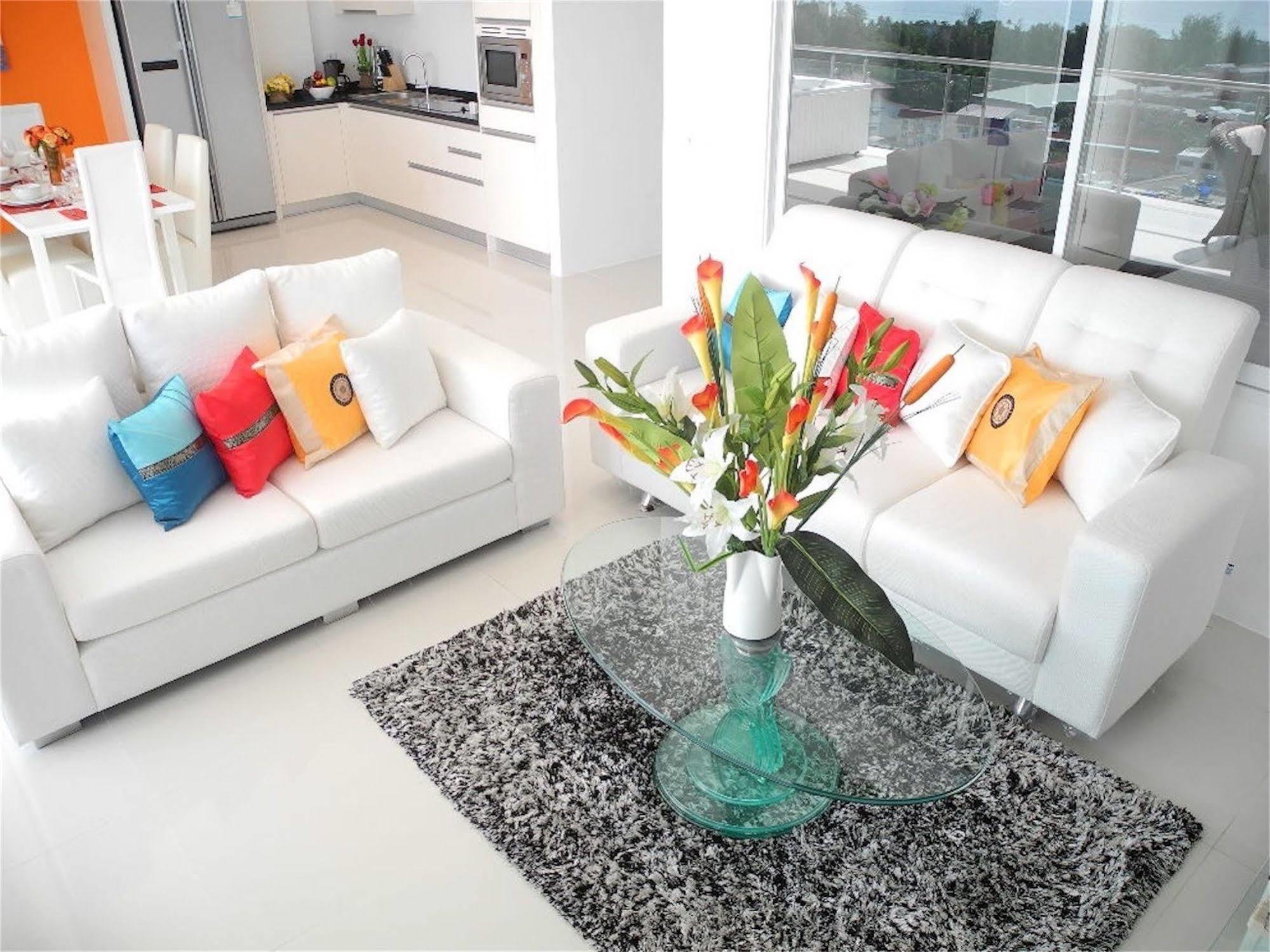 Sunset Plaza Apartamentos con servicio Karon Exterior foto