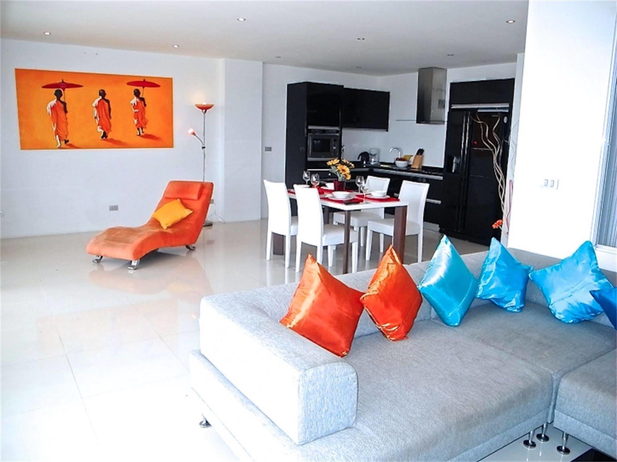 Sunset Plaza Apartamentos con servicio Karon Exterior foto