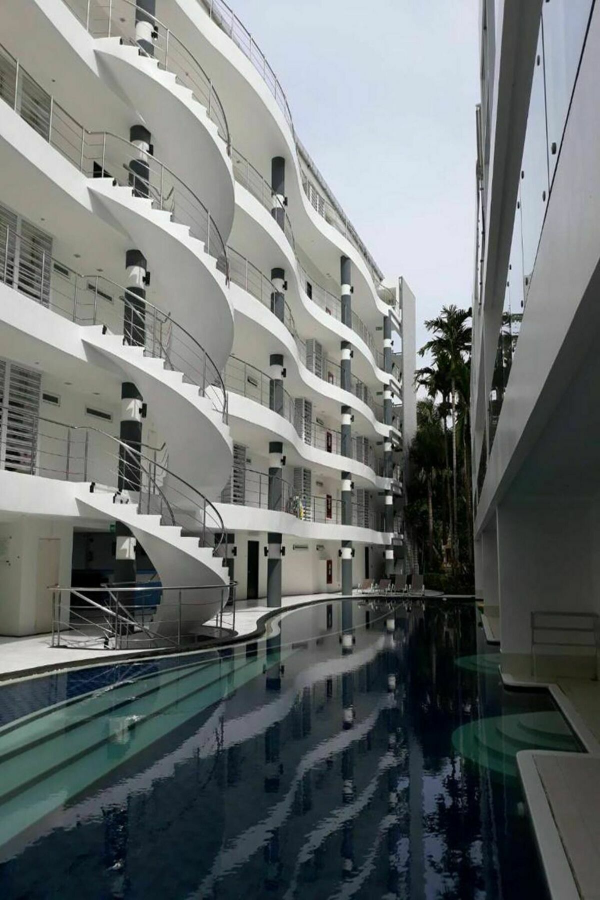 Sunset Plaza Apartamentos con servicio Karon Exterior foto